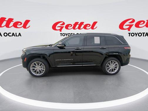 2023 Jeep Grand Cherokee Summit