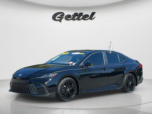 Midnight Black Metallic 2025 Toyota Camry SE