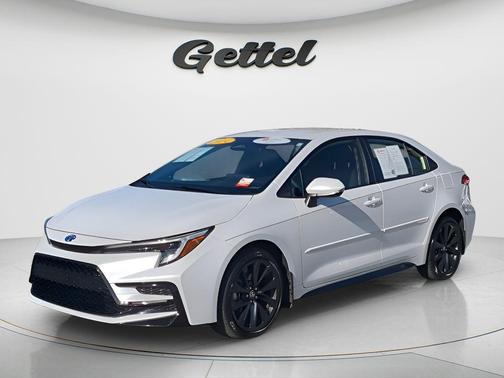 2024 Toyota Corolla Hybrid SE