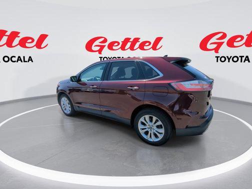 2020 Ford Edge Titanium