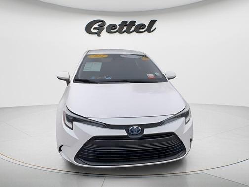 2024 Toyota Corolla Hybrid SE