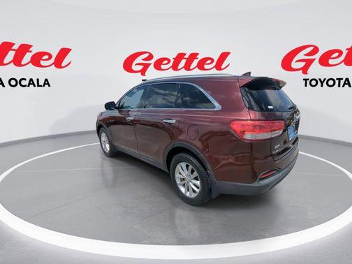 2017 Kia Sorento LX