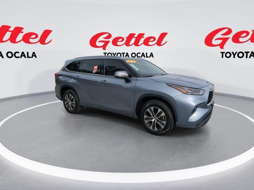 2021 Toyota Highlander Hybrid XLE