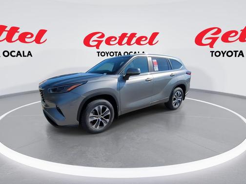 2026 Toyota Highlander XLE