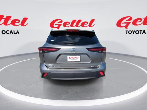 2026 Toyota Highlander XLE