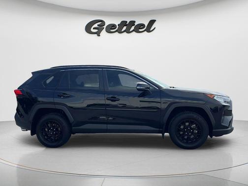 Midnight Black Metallic 2019 Toyota RAV4 XLE