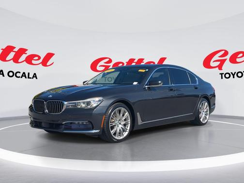 2016 BMW 740 740i