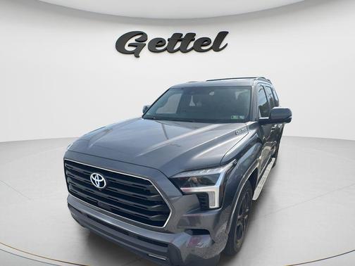 2024 Toyota Sequoia SR5