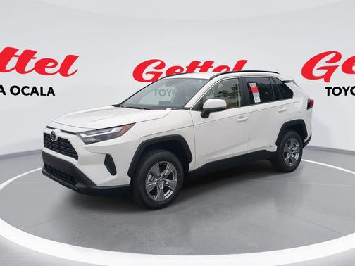 2025 Toyota RAV4 Hybrid SE