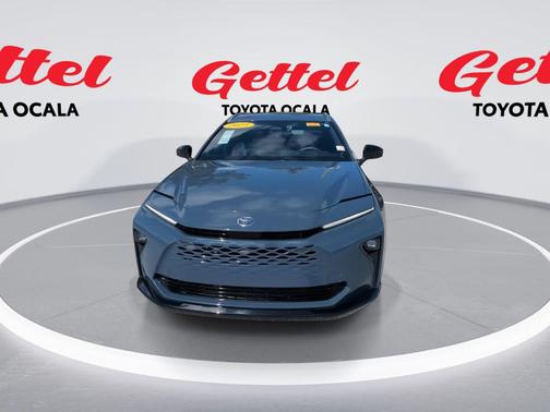 2025 Toyota Crown Signia XLE