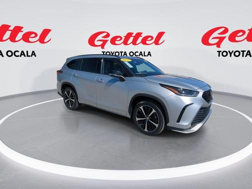 2022 Toyota Highlander XSE
