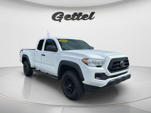 White 2022 Toyota Tacoma SR
