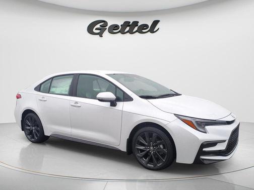 Wind Chill Pearl 2026 Toyota Corolla SE