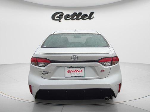 Wind Chill Pearl 2026 Toyota Corolla SE