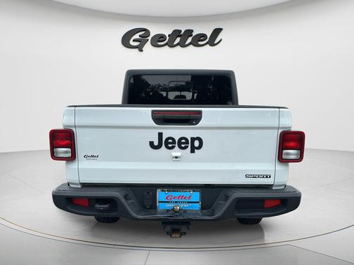 Bright White Clearcoat 2020 Jeep Gladiator Sport S