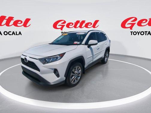 2020 Toyota RAV4 XLE Premium