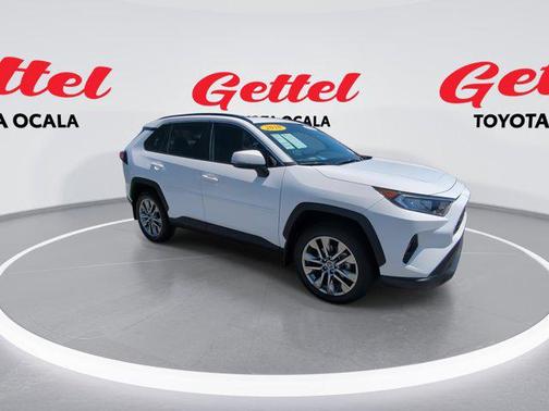 2020 Toyota RAV4 XLE Premium