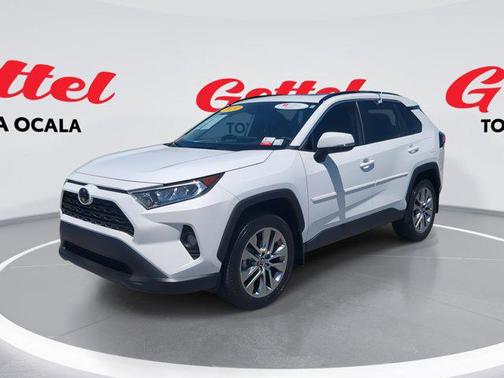 2020 Toyota RAV4 XLE Premium