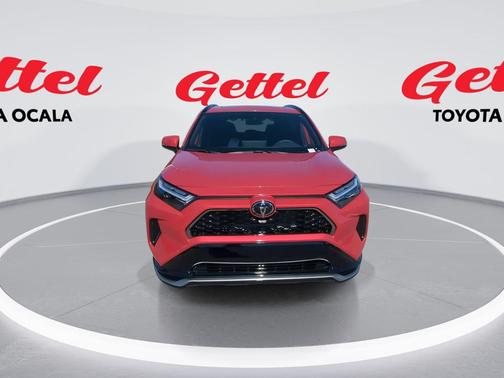 2025 Toyota RAV4 Hybrid SE