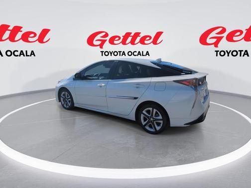 2016 Toyota Prius Four Touring