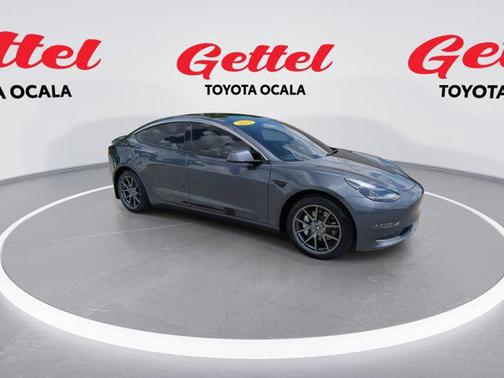 2022 Tesla Model 3 Standard Range