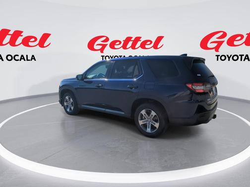 2023 Honda Pilot AWD EX-L 8 Passenger