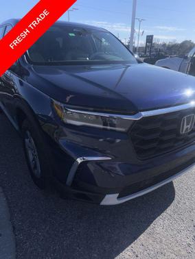 2023 Honda Pilot AWD EX-L 8 Passenger