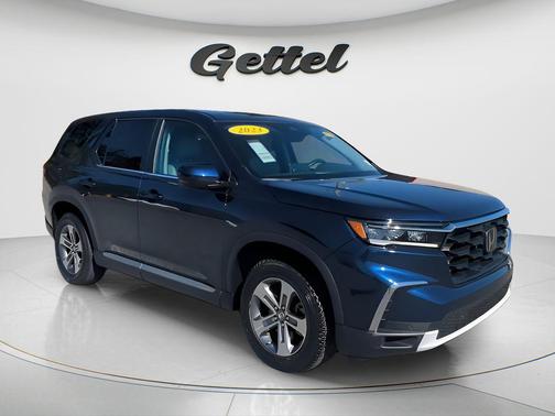 2023 Honda Pilot AWD EX-L 8 Passenger