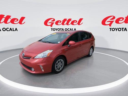 2013 Toyota Prius v Five