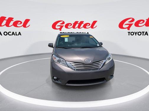 2015 Toyota Sienna XLE
