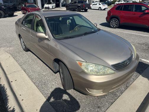 2006 Toyota Camry LE