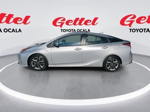 2022 Toyota Prius XLE