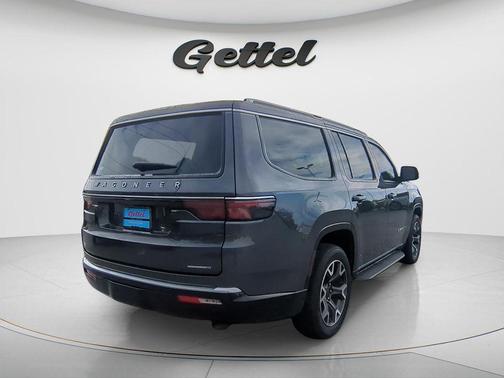 Baltic Gray Metallic Clearcoat 2023 Jeep Wagoneer Series III 4x2