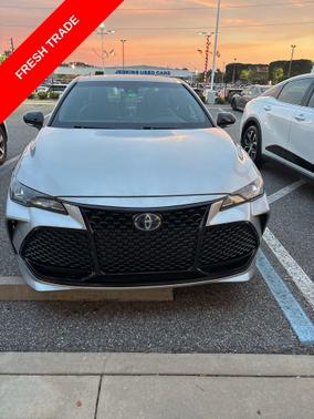 2021 Toyota Avalon Hybrid XSE