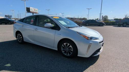 2022 Toyota Prius XLE