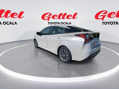 2022 Toyota Prius XLE