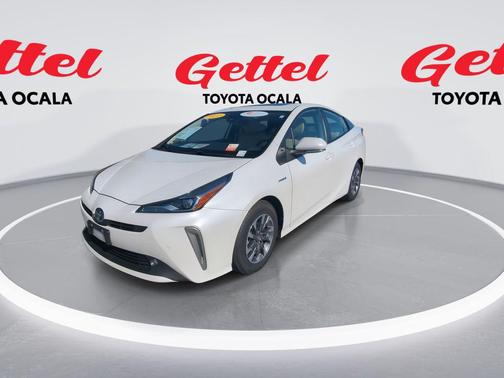 2022 Toyota Prius XLE