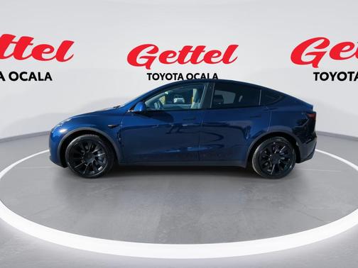 2022 Tesla Model Y Long Range Dual Motor All-Wheel Drive