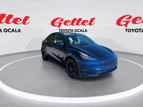 2022 Tesla Model Y Long Range Dual Motor All-Wheel Drive