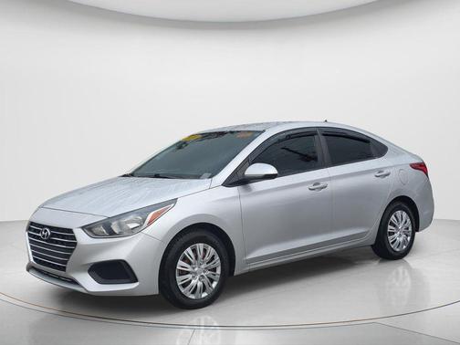 2020 Hyundai Accent SE