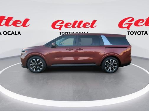 2022 Kia Carnival EX