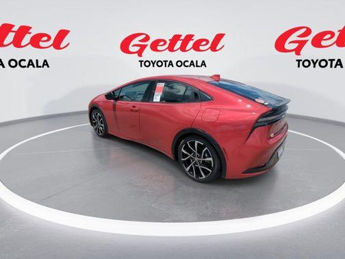 2025 Toyota Prius L