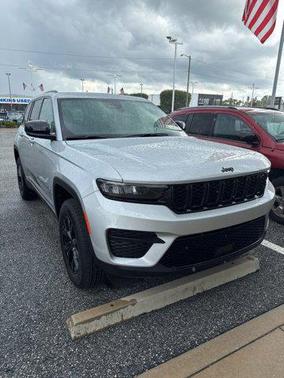 2025 Jeep Grand Cherokee Altitude