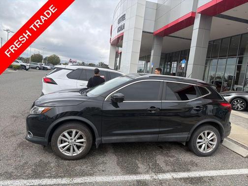 2017 Nissan Rogue Sport SV