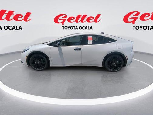2025 Toyota Prius L