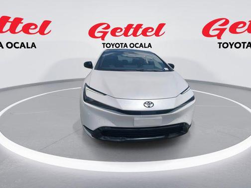 2025 Toyota Prius L
