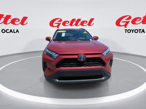 2022 Toyota RAV4 Hybrid XLE