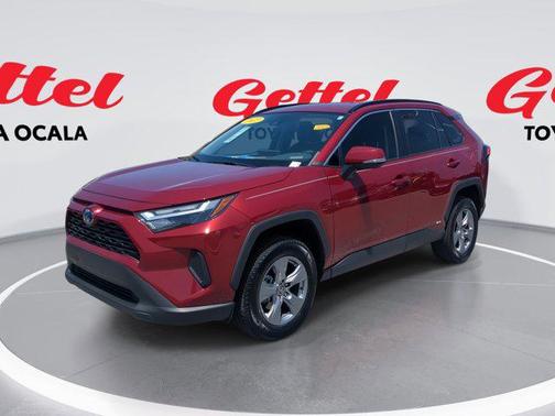 2022 Toyota RAV4 Hybrid XLE