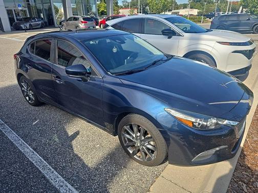 2018 Mazda Mazda3 Touring