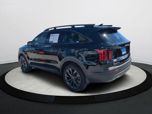 2023 Kia Sorento EX
